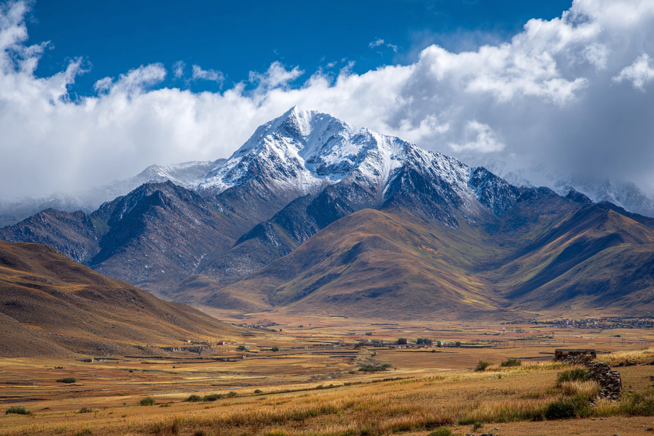u1127339427 mountains of Tibet digital photography shot on Ca 58ebd626-81c7-43c7-8436-4f1618201721 1